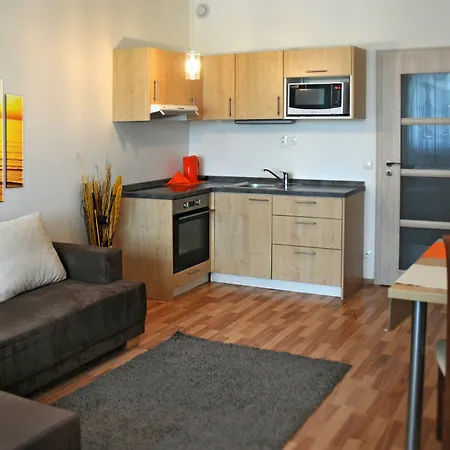 Apartment Freyova 25